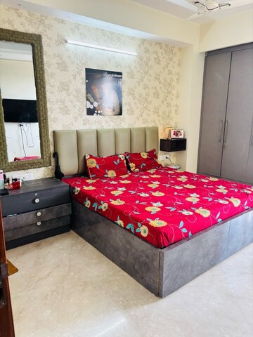 Bedroom in 3 BHK Builder Floor at MVL IPark, Sector 15 – for Rent