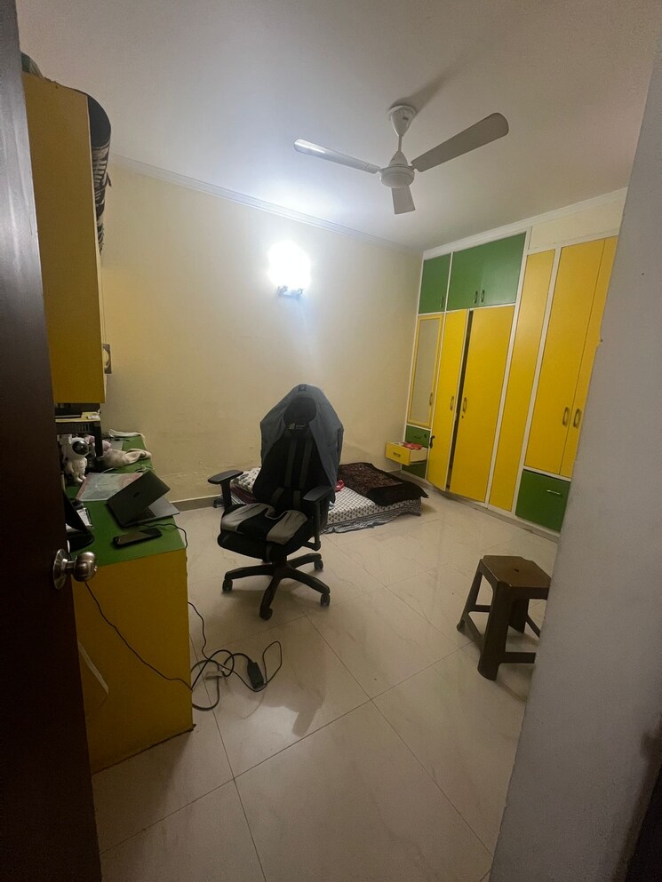 Master Bedroom, ardee-city 3 Bedroom 1450 Sq.Ft. Builder Floor In Sector 52 Gurgaon 8448077