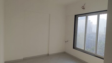 Room in 3 BHK Apartment at Nav Indraprastha CHS, Mulund East – for Rent