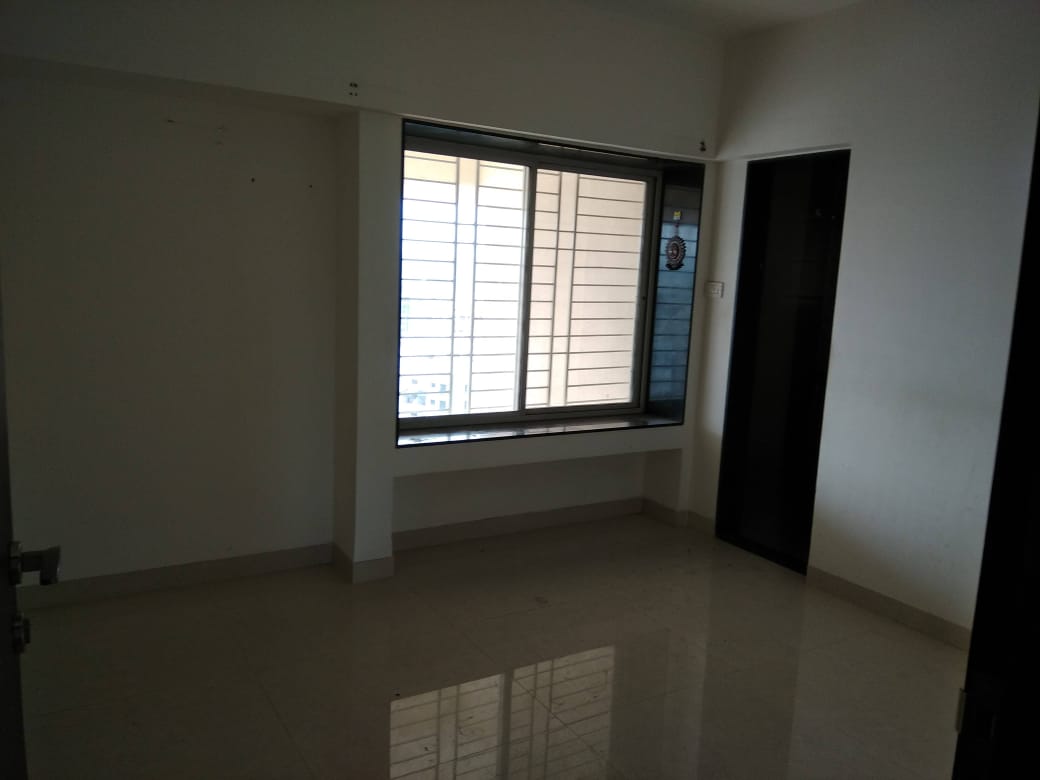 3.5 BHK + Extra Room Apartment For Sale in Metro Jazz