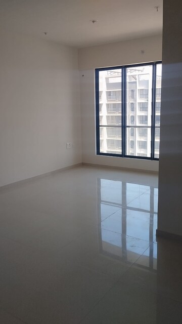 Room in 3 BHK Apartment at Kolte Patil Verve, Bangur Nagar – for Rent