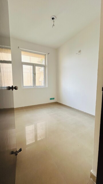 2.5 BHK Apartment For Sale in Smart World Gems, Sector 89
