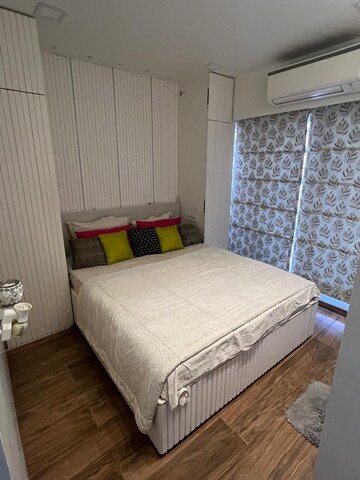  Pg For Rent in Malad East