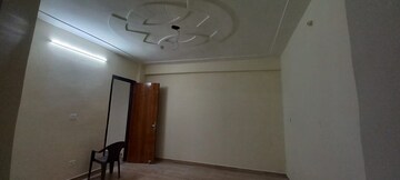 Room in 2 BHK Builder Floor at Sector 55 – for Rent