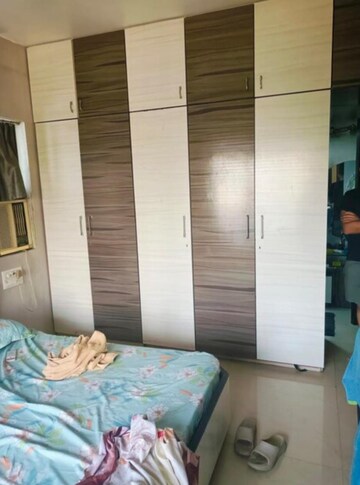 Bedroom in 2 BHK Apartment at Palash Towers, Andheri West – for Rent
