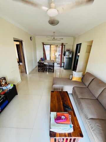 Furnished Amenities in 3 BHK Apartment at Sri Nalini Apartments, Chembur – for Rent