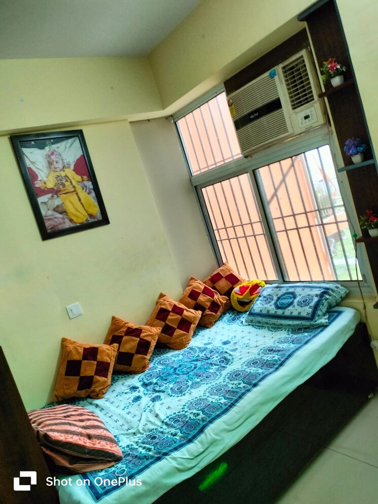 Bedroom, wave-dream-homes 1 Bedroom 578 Sq.Ft. Apartment In Wave City Ghaziabad 8448242