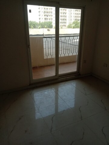 Room in 2 BHK Apartment at Pivotal Devaan, Sector 84 – for Sale