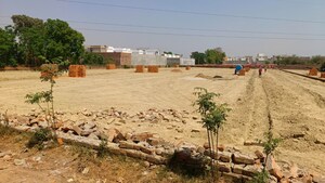  Plot – Exterior View View at Jankipuram Extension - for Sale