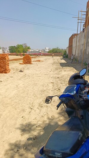  Plot – Exterior View View at Jankipuram Extension - for Sale