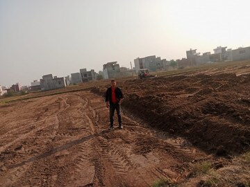  Plot – Exterior View View at Kharar Mohali Road - for Sale
