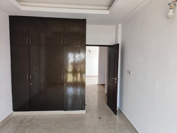 Room in 3 BHK Apartment at Amna Rolex Estate, Faizabad Road – for Sale