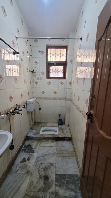 Bathroom in 2 BHK Builder Floor at Dilshad Colony – for Rent