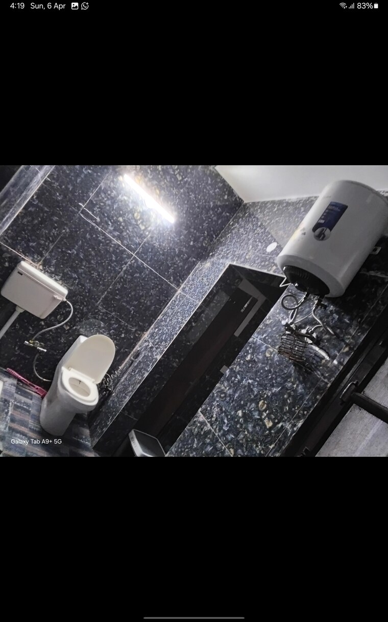 Bathroom, gamma i greater noida 6+ Bedroom 275 Sq.Mt. Independent House In Gamma I Greater Noida Greater Noida 8448324