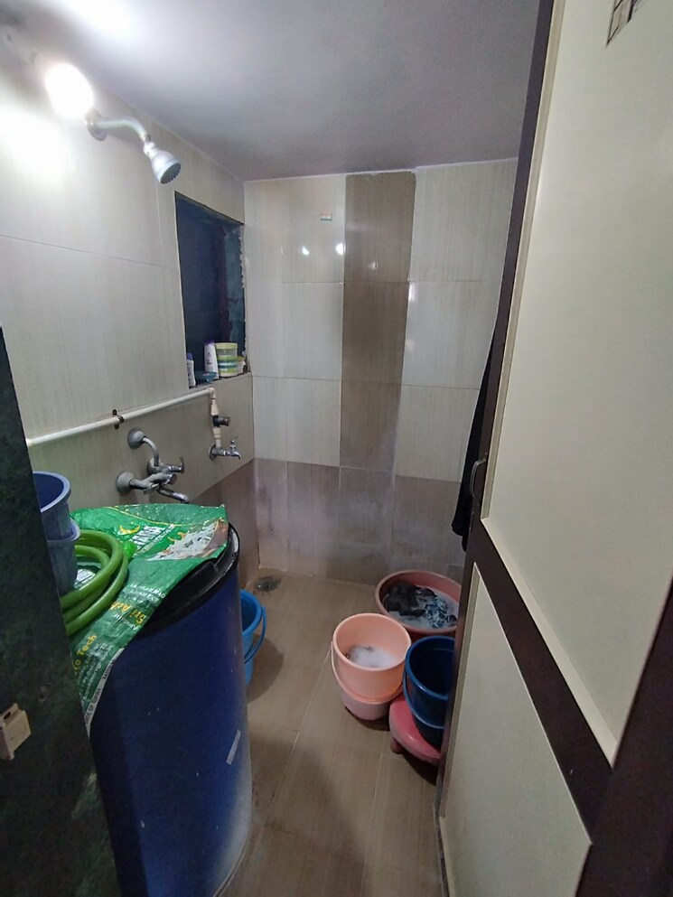 Bathroom, rai-pandu-hari-enclave-phase-2 1 Bedroom 622 Sq.Ft. Apartment In Kalyan East Thane 8448326