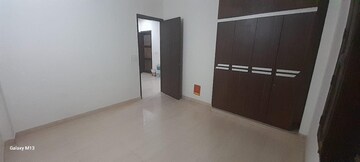Room in 2 BHK Apartment at Orchid Island, Sector 51 – for Rent