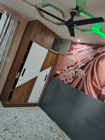 Bedroom in 3 BHK Builder Floor at Dwarka Mor – for Rent