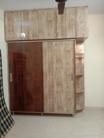 Furnished Amenities in 2 BHK Builder Floor at Patel Nagar Society, Sector 15 – for Rent