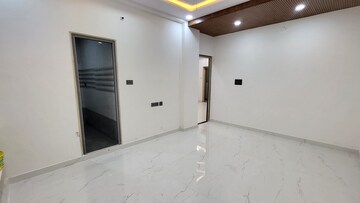 Room in 3 BHK Villa at Kowkoor – for Sale