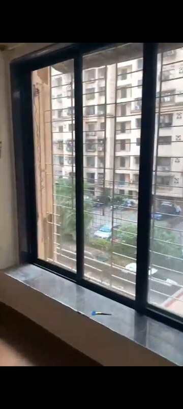 Room in 1 BHK Apartment at Green Field B CHS LTD, Andheri East – for Rent