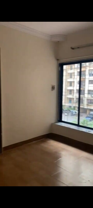Room in 1 BHK Apartment at Green Field B CHS LTD, Andheri East – for Rent