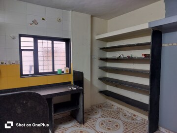Bedroom in 1.5 BHK Apartment at Karve Nagar – for Rent