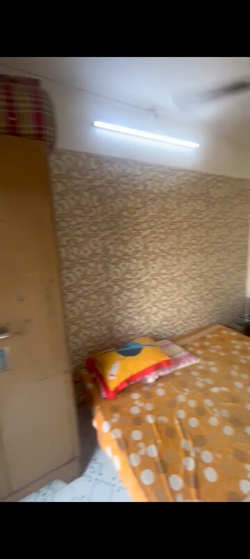 Furnished Amenities in 1 BHK Apartment at Mahakali Model Town, Jogeshwari East – for Rent