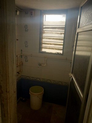 Bathroom in 1 BHK Apartment at Thane West – for Sale