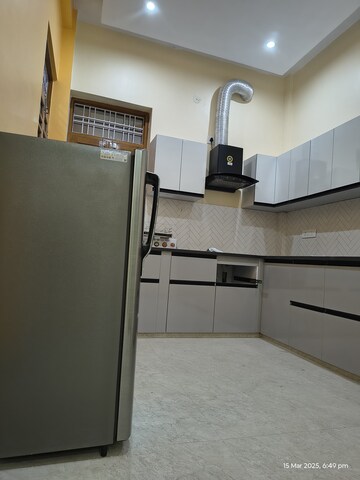 Kitchen in 2 BHK Builder Floor at Rajpur Road – for Rent