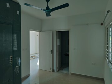 Room in 3 BHK Apartment at Mahendra Aarya, Electronic City – for Rent