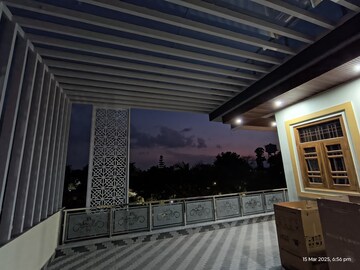 2 BHK Builder Floor – Exterior View View at JakhaN-Rajpur Road - for Rent