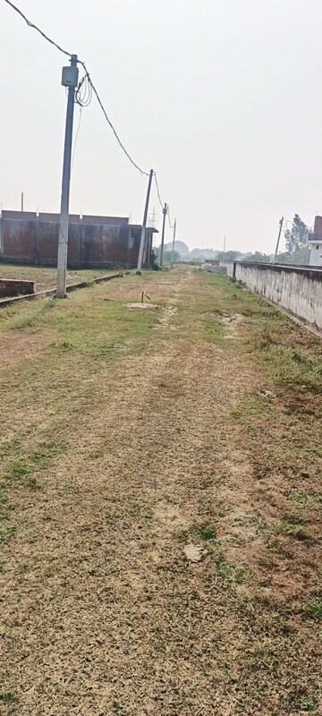  Plot – Exterior View View at Jankipuram Extension - for Sale