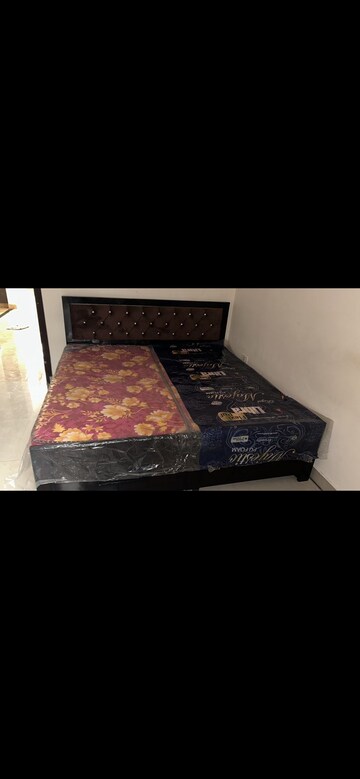 Bedroom in 2 BHK Builder Floor at Sahastradhara Road – for Rent
