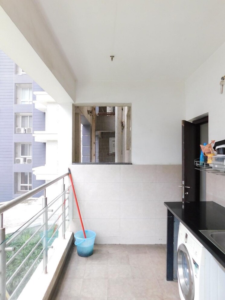 Kitchen, meenakshi-trident-towers 3 Bedroom 3165 Sq.Ft. Apartment In Gachibowli Hyderabad 8448470