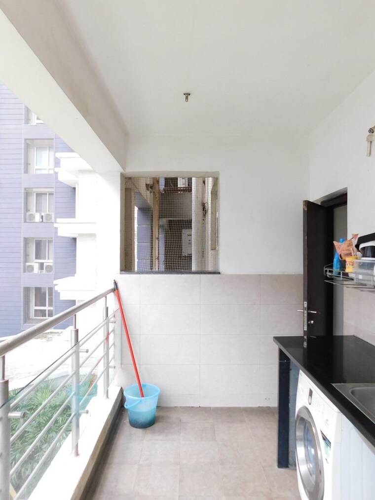 Kitchen, meenakshi-trident-towers 3 Bedroom 3165 Sq.Ft. Apartment In Gachibowli Hyderabad 8448470