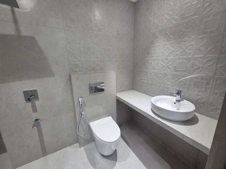 Bathroom, kharghar sector 37 3 Bedroom 960 Sq.Ft. Apartment In Kharghar Sector 37 Navi Mumbai 8448501