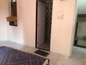 Room in 3 BHK Apartment at Navrangpura – for Rent