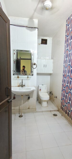 Bathroom in 2 BHK Builder Floor at Uttam Nagar – for Rent