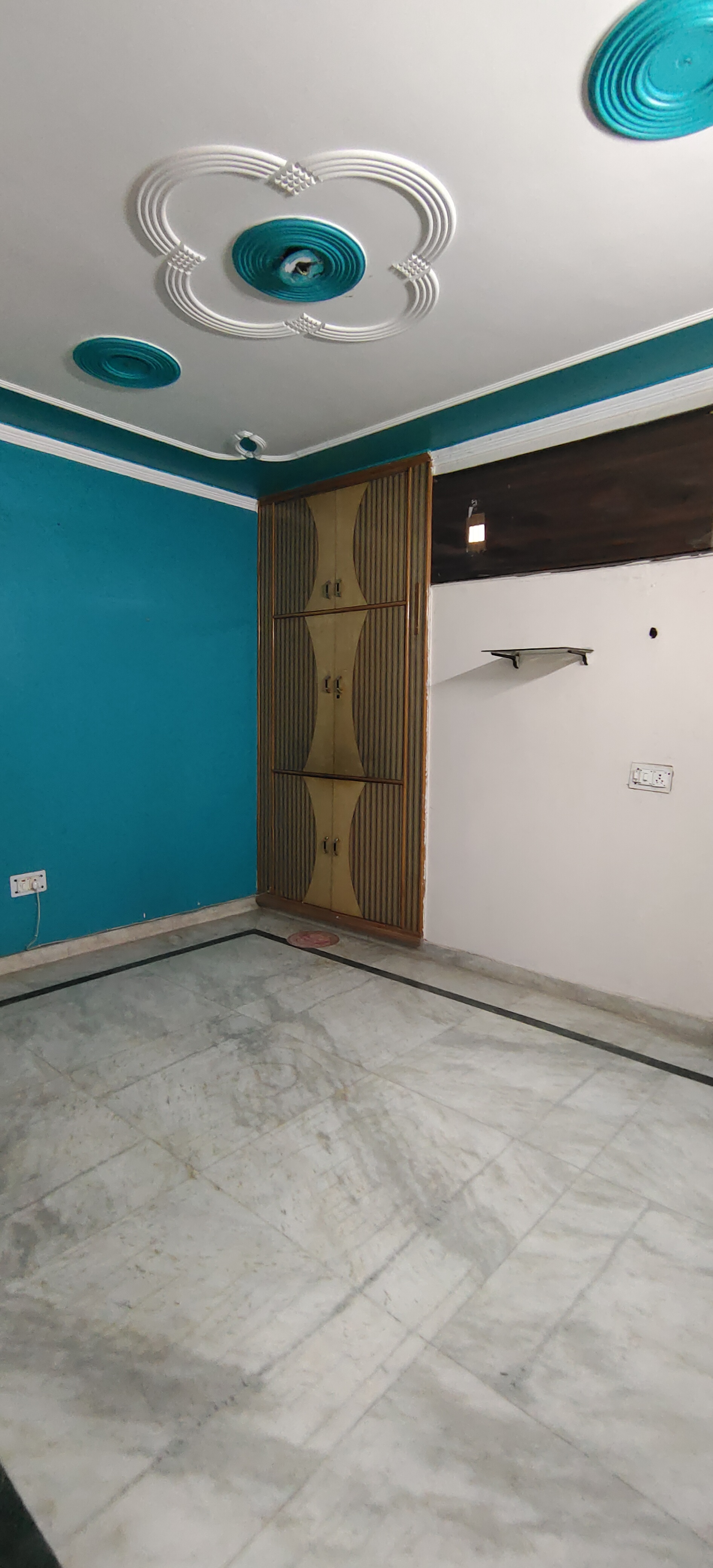 2 BHK + Extra Room Builder Floor For Rent in Uttam Nagar