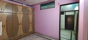 Room in 2 BHK Builder Floor at Uttam Nagar – for Rent