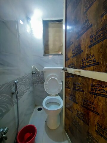 Bathroom in 1 BHK Apartment at Dombivli West – for Rent