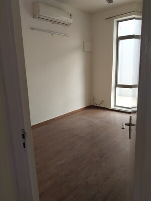 Room in 3.5 BHK Builder Floor at Vatika Premium Floors, Sector 82 – for Sale