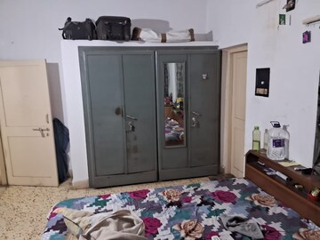 Bedroom in 2 BHK Apartment at Paldi – for Rent