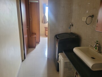 Bathroom in 2 BHK Apartment at Kumar Vastu, Bhosle Nagar – for Rent
