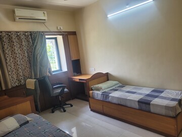 Bedroom in 2 BHK Apartment at Kumar Vastu, Bhosle Nagar – for Rent
