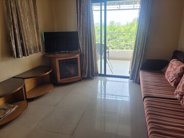 Living Room in 2 BHK Apartment at Kumar Vastu, Bhosle Nagar – for Rent