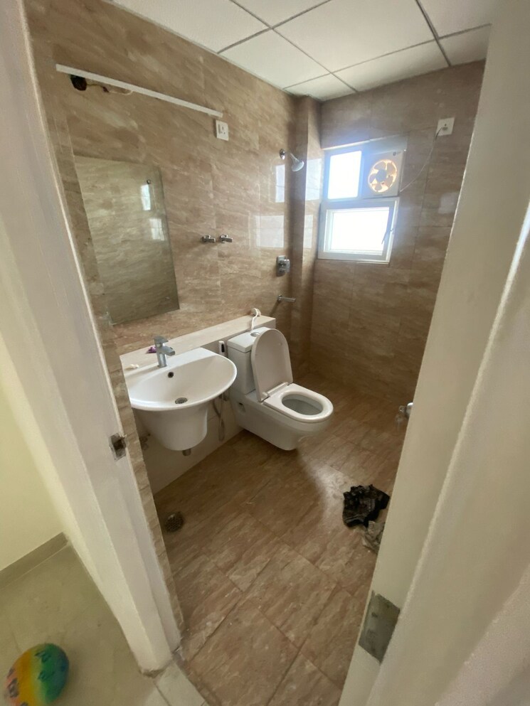 Bathroom, shree-vardhman-victoria 3 Bedroom 1950 Sq.Ft. Apartment In Sector 70 Gurgaon 8448633