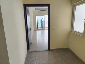 2 BHK Apartment For Sale in Shree Vardhman Victoria, Sector 70