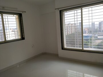 Room in 3 BHK Apartment at Shree Tirupati Maple Tower, Kondhwa – for Sale