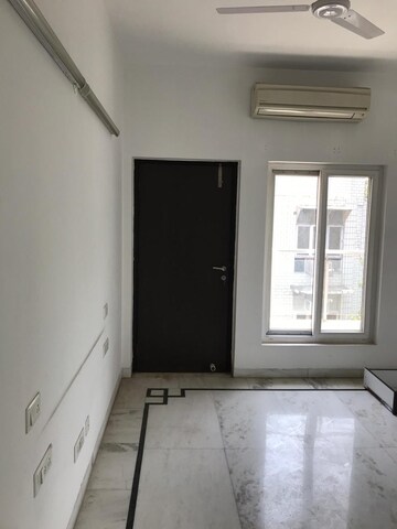 Room in 3 BHK Apartment at Greater Kailash I – for Rent